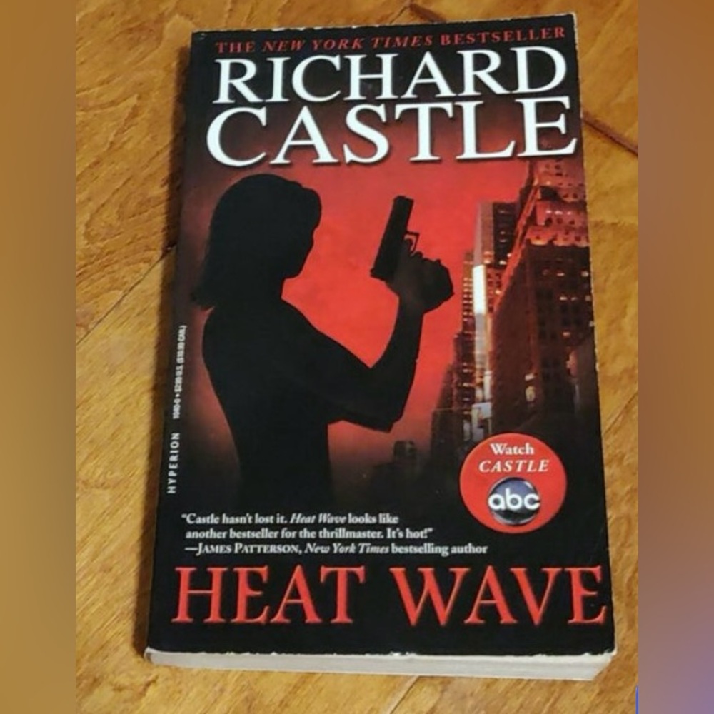 Heat Wave by Richard Castle Paperback Book